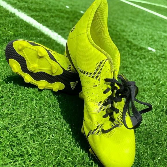 S♥️LD! Adidas 15.4 l Neon Yellow l Soccer Cleats & Shin pads l Men’s Size 10 EUC - Picture 10 of 10